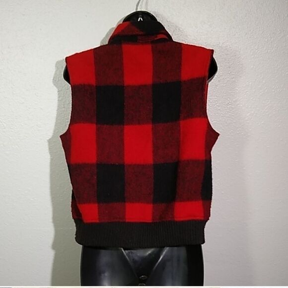 Woolrich Vintage Wool Buffalo Plaid Black Red Vest - Picture 3 of 4